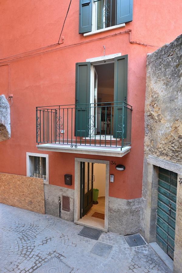 Apartment Del Pescatore Torri del Benaco Kültér fotó